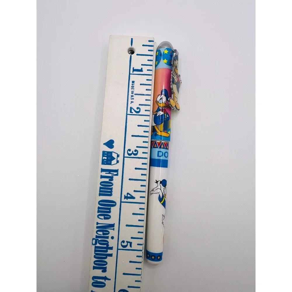 Vintage Walt Disney's Donald Duck Ball Point Pen‎ W Cap Collectibles Needs Ink